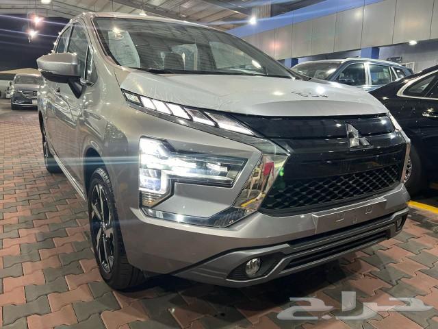 ![](https://somesite.com/images/1.jpg)  
Mitsubishi Expander Premium 202563085801254018114