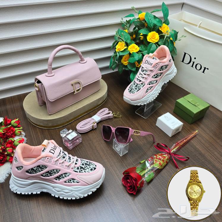 Women's Dior Set Including Delivery and Shipping63058821305091111
