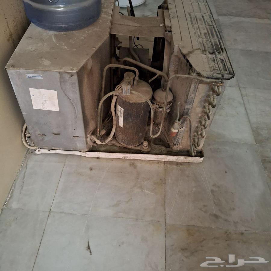Two air conditioners63055250961153112