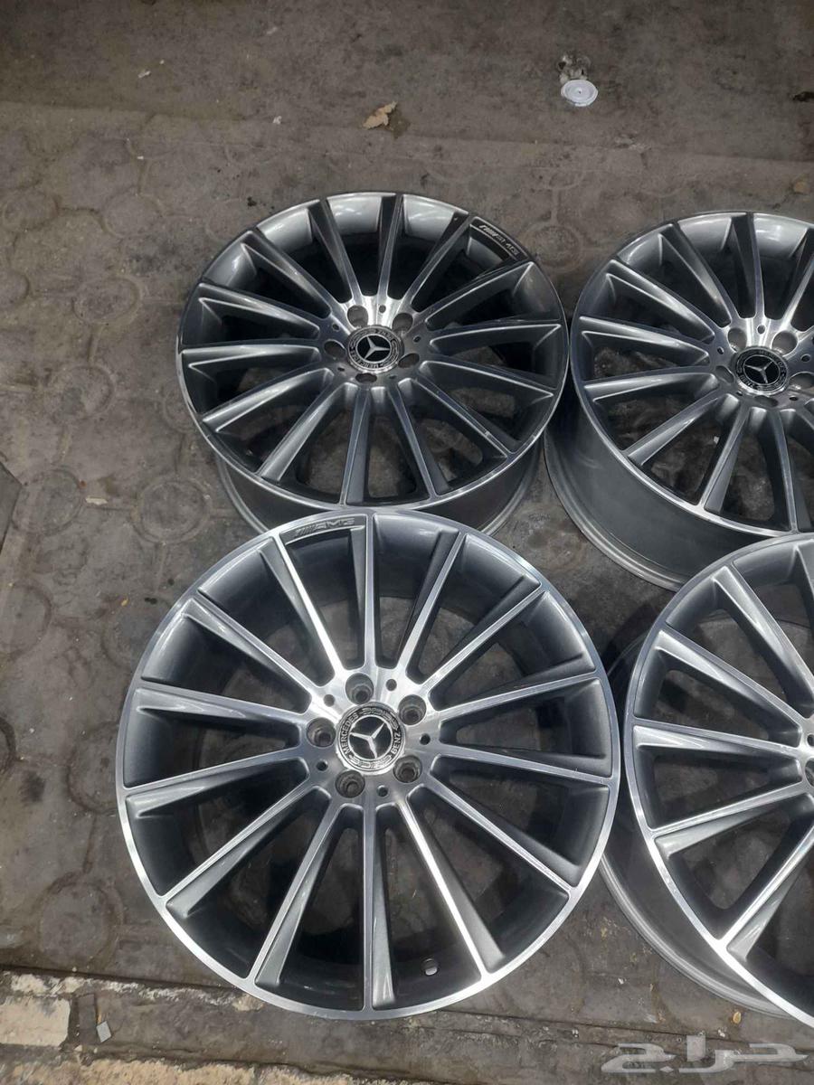 Genuine Mercedes tires with 20-inch size for 2015 model, original from agency63079230132994114