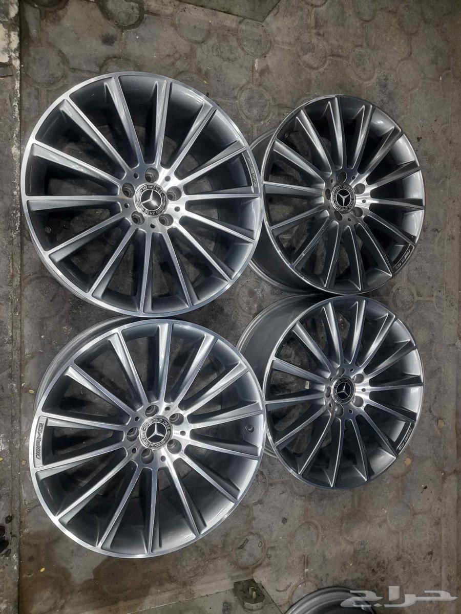 Genuine Mercedes tires with 20-inch size for 2015 model, original from agency63079230132994112