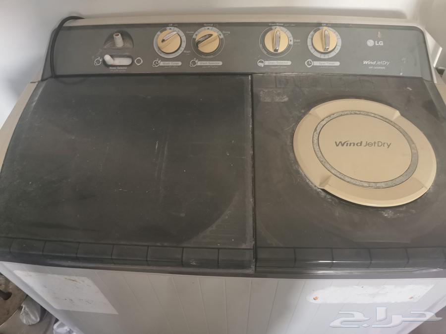Cabinet and tables and washing machine63055600984323112
