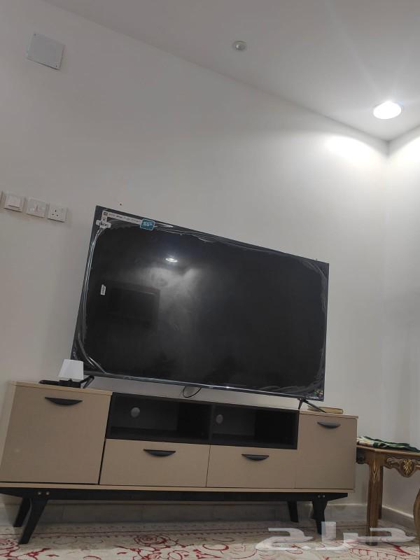 شاشه للبيع 65بوصه نوع الشاشه ايكون استخدام شهر فقط63082520829570111