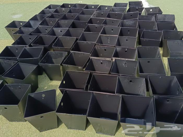 Black thermal coated iron boxes, quantity between 700 and 75063055245355267111