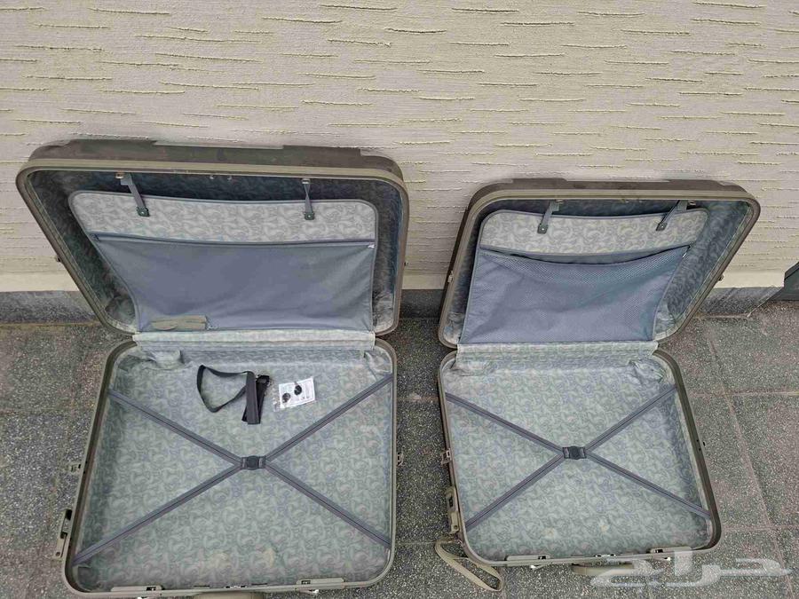Diplomatic bags.63053257548801111