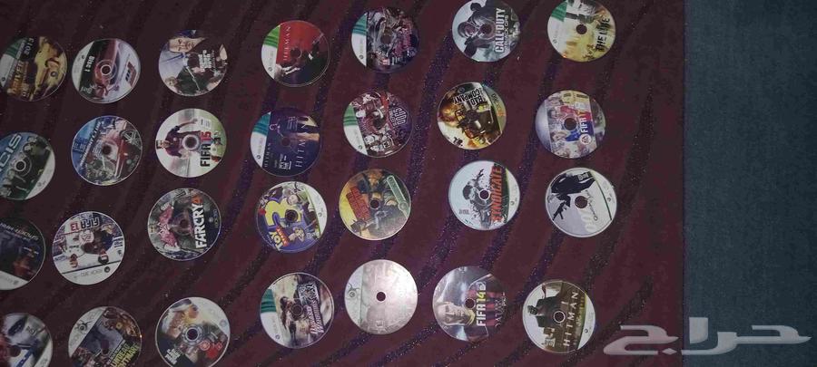 37 Xbox 360 tapes for sale, their condition is unknown whether they are working or broken.63053645731842112