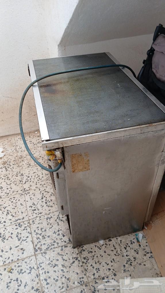 Oven with 6 eyes, works top and bottom price 25063054490284291111