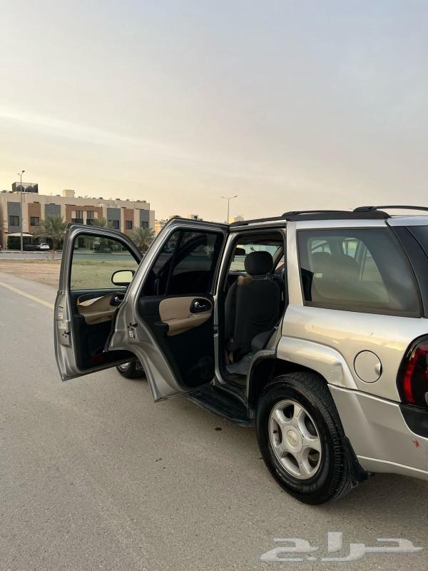 بليزر 2005 للبيع حي عرقه63076776765825111