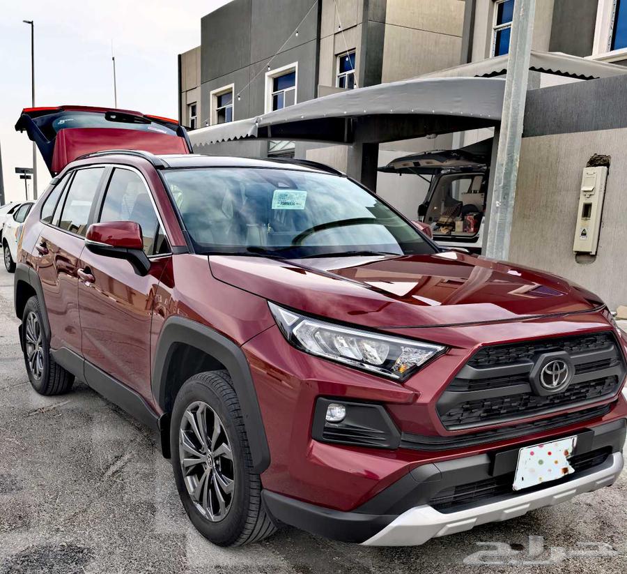 Toyota RAV4 Adventure 2023 with low mileage. Car for user63072745755651111