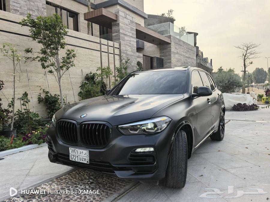 BMW 2019 for sale, color black, imported from Canada63072771397377116