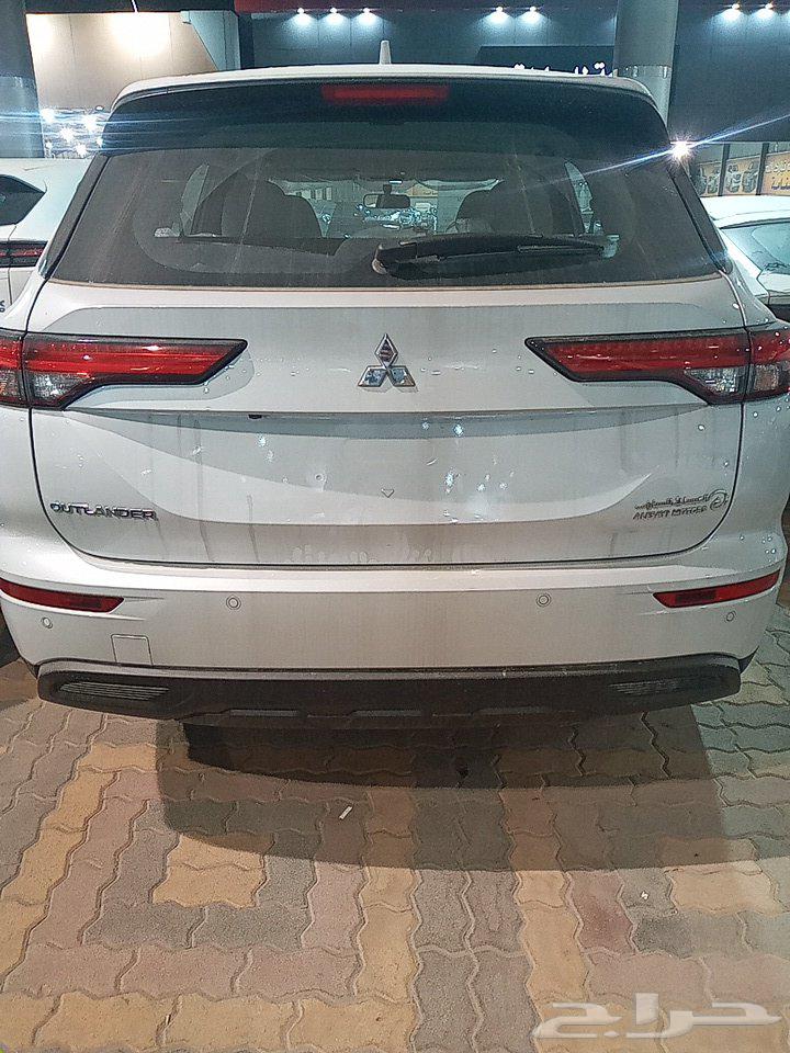 Mitsubishi Outlander 202563072322532482111
