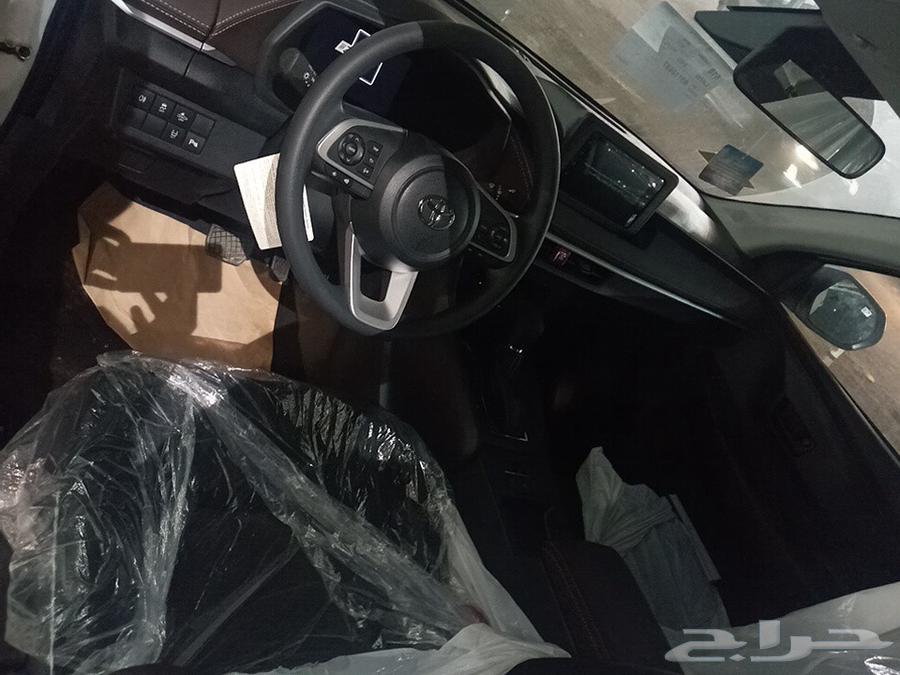 Toyota Yaris Y Plus63073187198466113