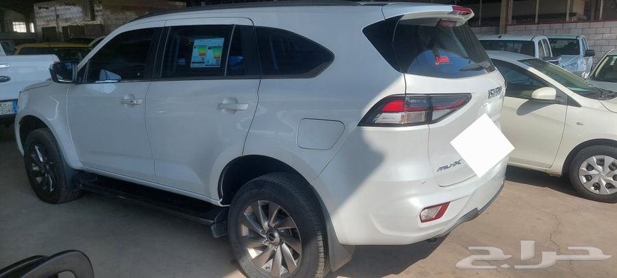 Isuzu 2022 full option, traveled 183630678205228821129