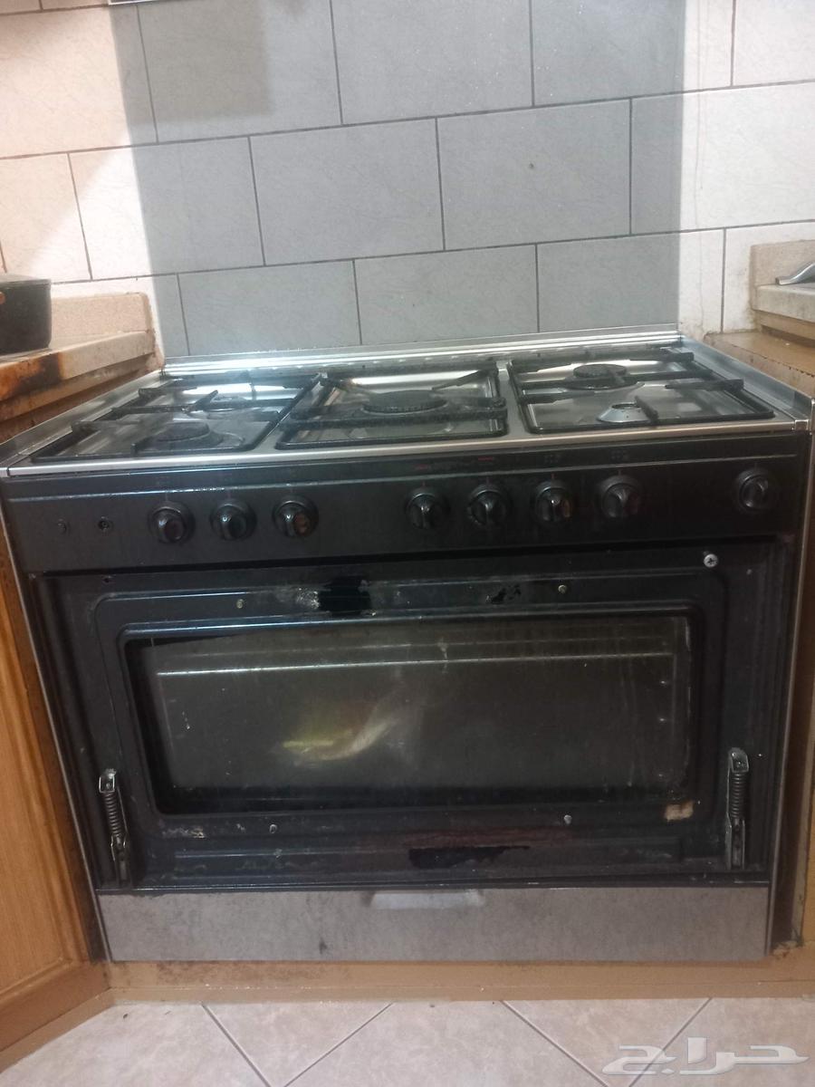 Oven working, but needs glass.63470448772355112