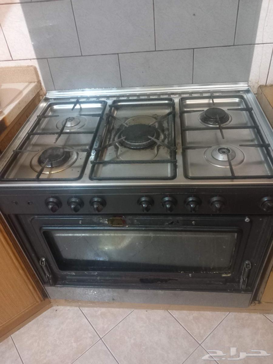فرن شغال شرط بس يحتاج زجاج63470448772355111
