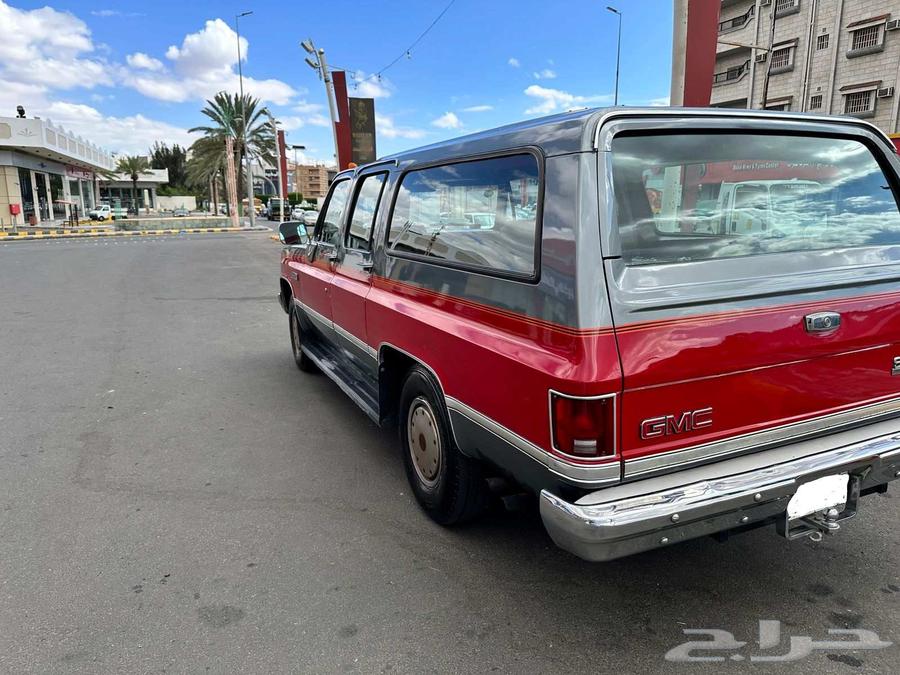 GMC Suburban Model 1988 Tank63072360764418113