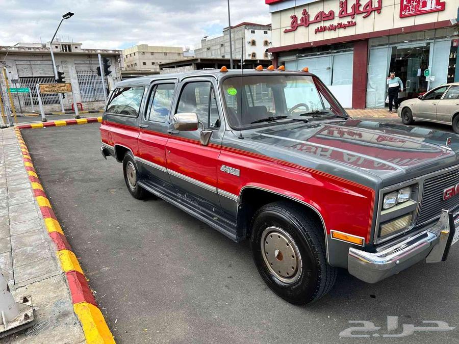 GMC Suburban Model 1988 Tank63072360764418112