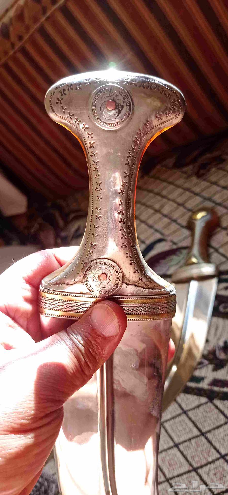 جنبيه زراف63048944685698113