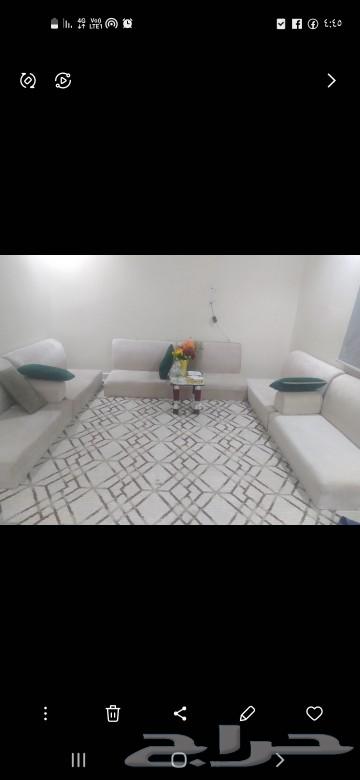 Hello, there is a sofa for sale with the brush. For inquiries, please send a message.63071928968579111