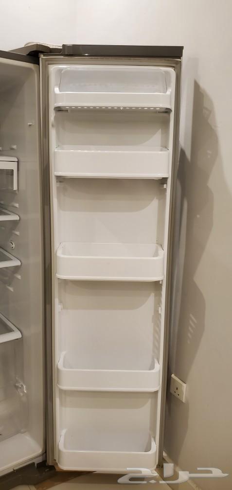 LG refrigerator with two doors is not working. It is clean (needs compressor replacement).63048565080579112