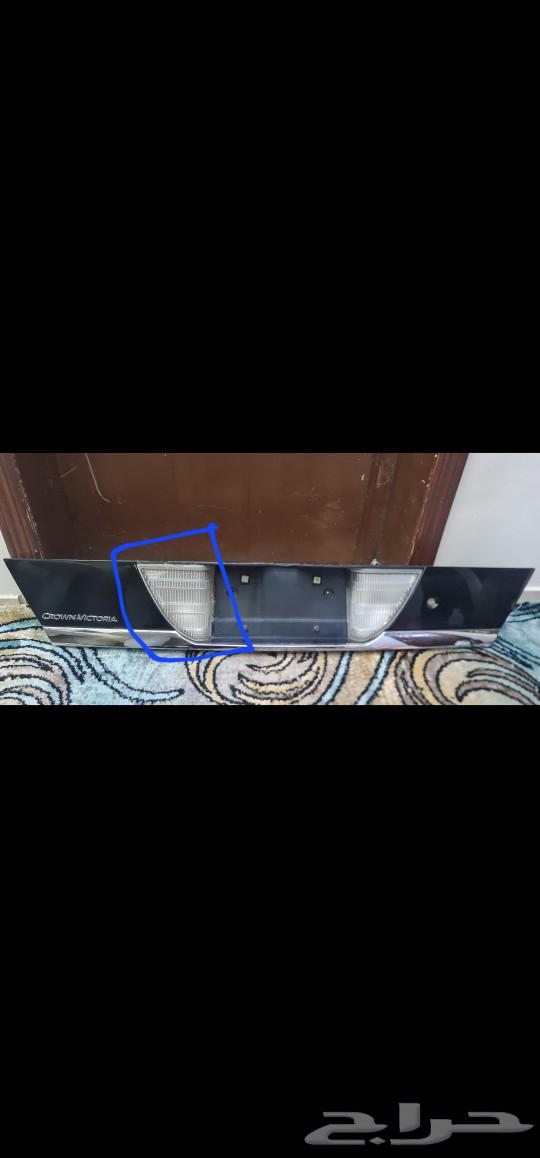 عاكس شنطة خلفية فورد كراون فكتوريا نظيف63067853196673111
