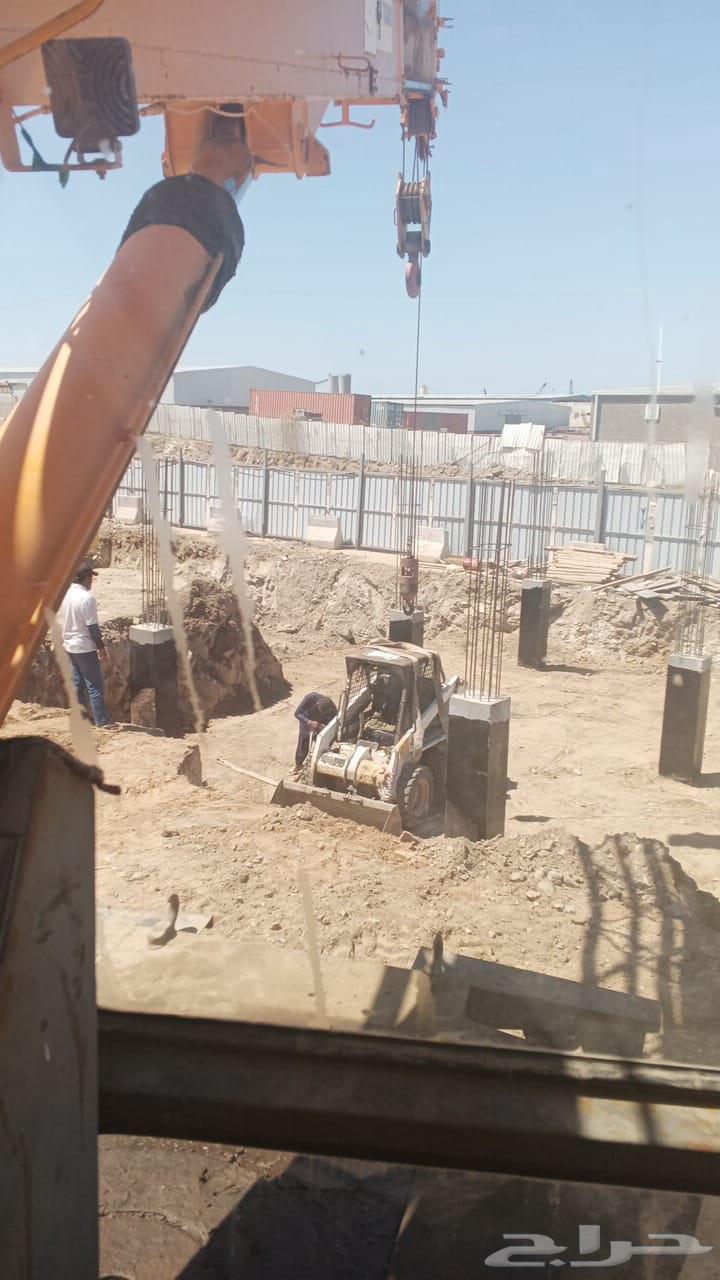 Crane surface rental on daily and monthly basis for heavy equipment throughout Jeddah63071946831105112