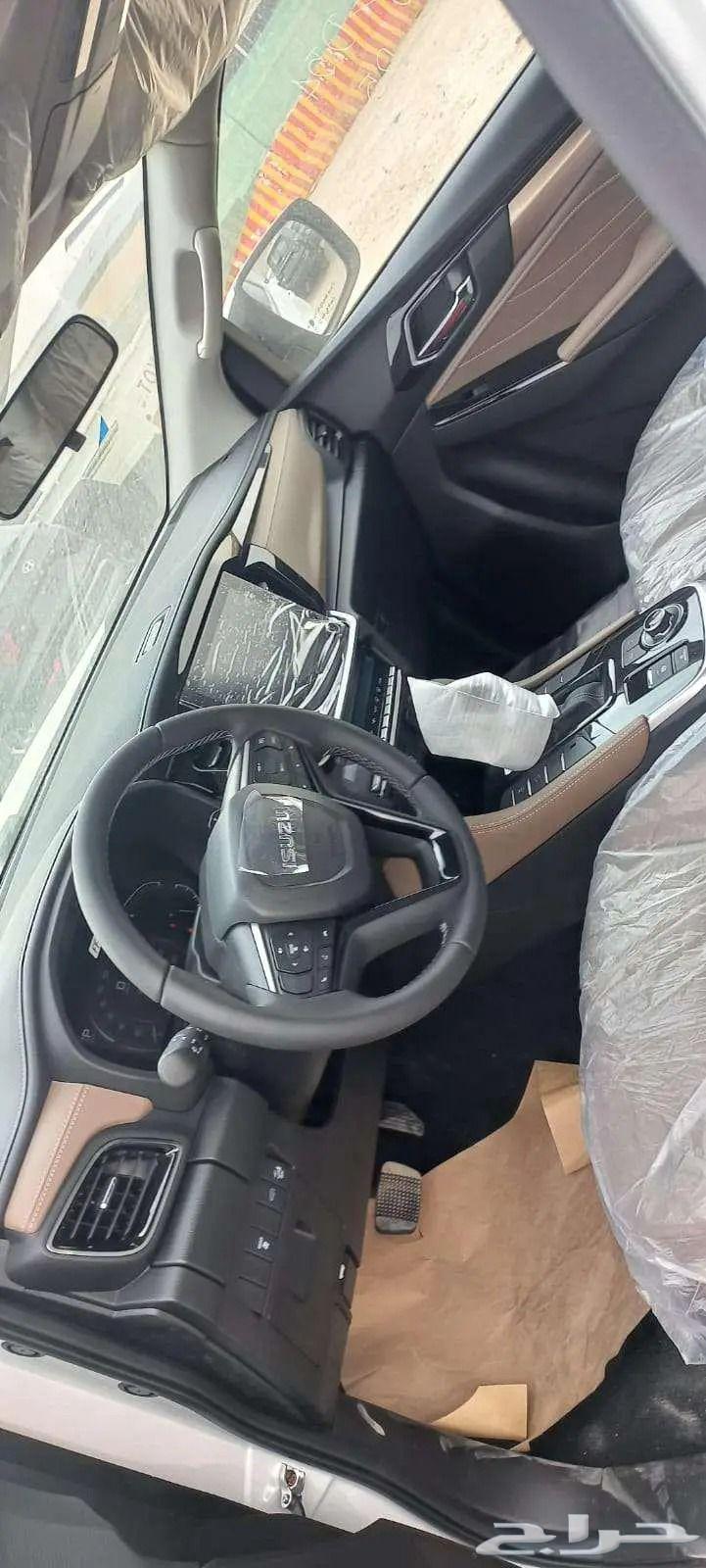 ISUZU MU-X Full Option Double 202563070751432193113