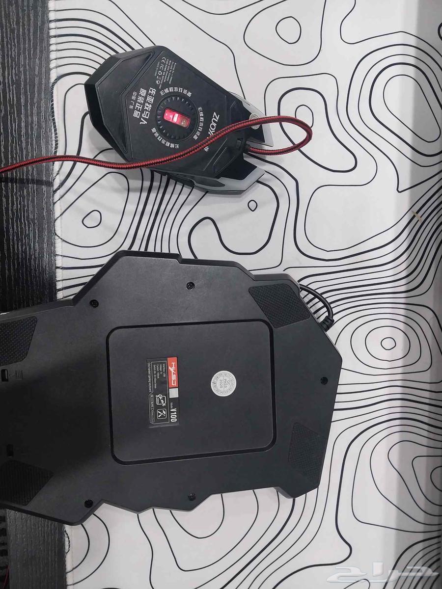 Small, almost new keyboard and mouse, never used. Keyboard 55. Mouse 3863044966457987111