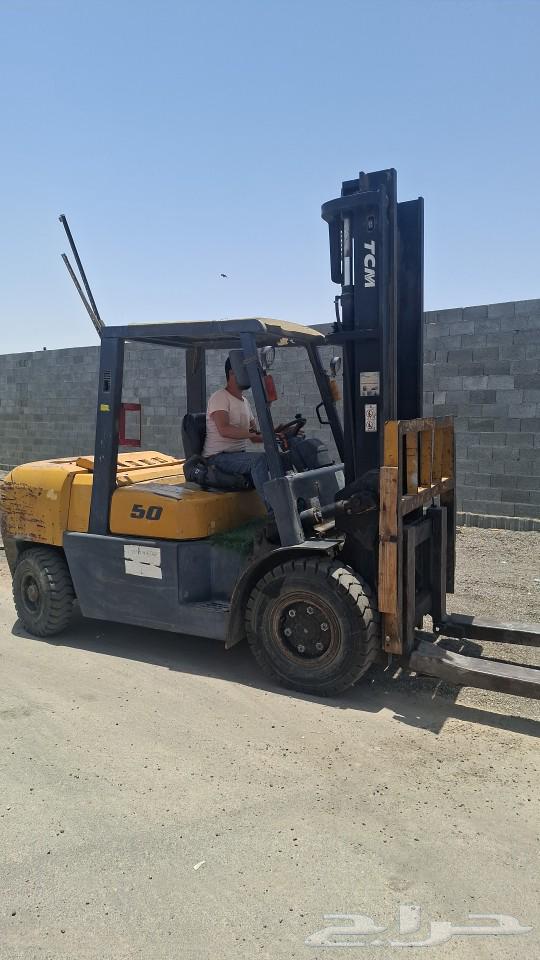 تأجير رافعات شوكية وكرينات وبوبكات وجي سي بي63065851104258110