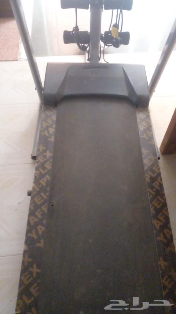 For sale: a treadmill for walking exercises in Beish.63046268919682112
