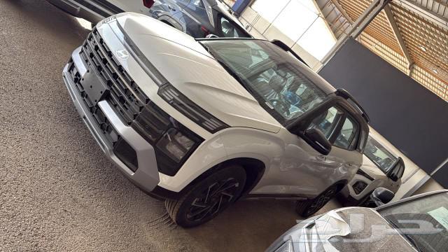 ((In the name of Allah, the Most Gracious, the Most Merciful)) Peace be upon you. The type of car is Hyundai63062352973187112