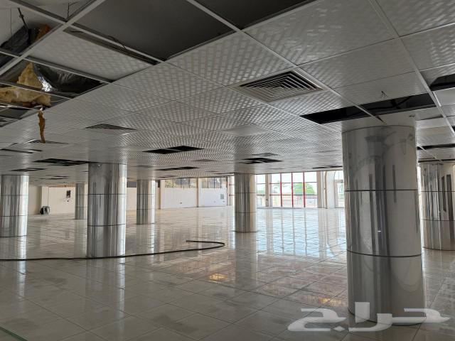 مبنى تجاري للايجار في العزيزية مدينة الخبر63009381195651114