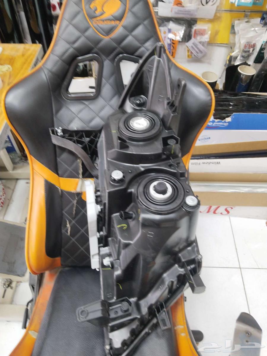 Front candle for left Nissan Pathfinder 2013 to 2016 model63060582833410111