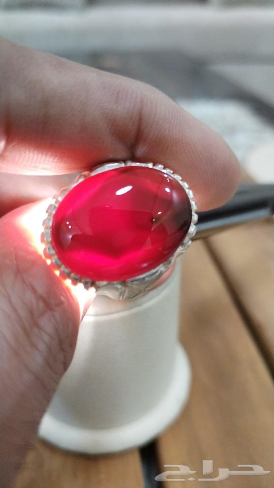 A Yemeni liver-colored agate ring63264805917697112