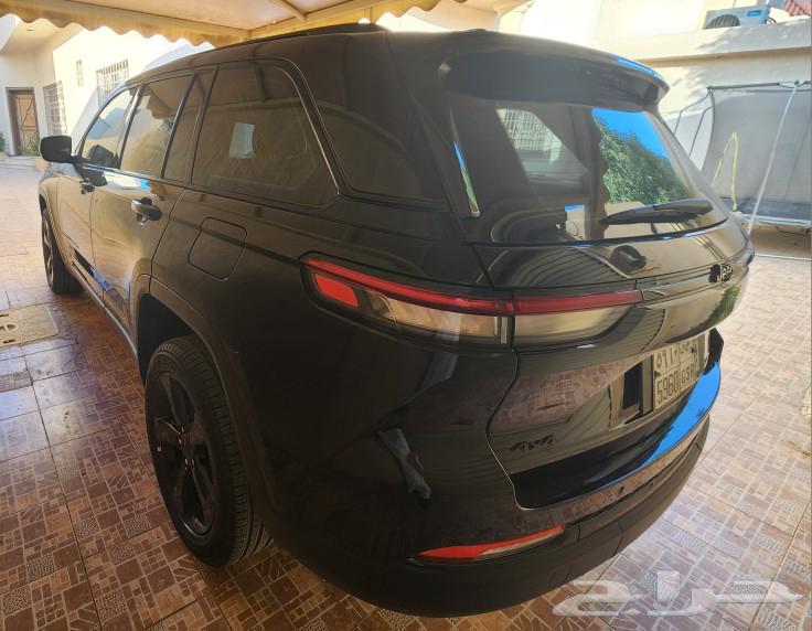 للبيع جيب جراند شيروكي التيتيود اسود 2023 بسعر مغري63062380738177114