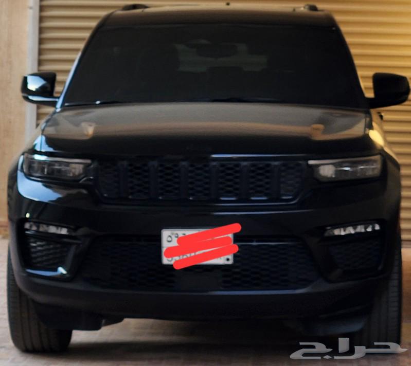 للبيع جيب جراند شيروكي التيتيود اسود 2023 بسعر مغري63062380738177111