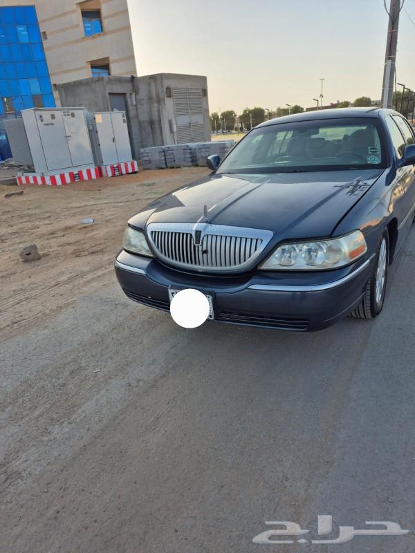 Town Car 2005 model63168557189635114