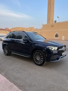 Mercedes GLE450 2021 only driven 15 thousand km garage kept63057417585409111