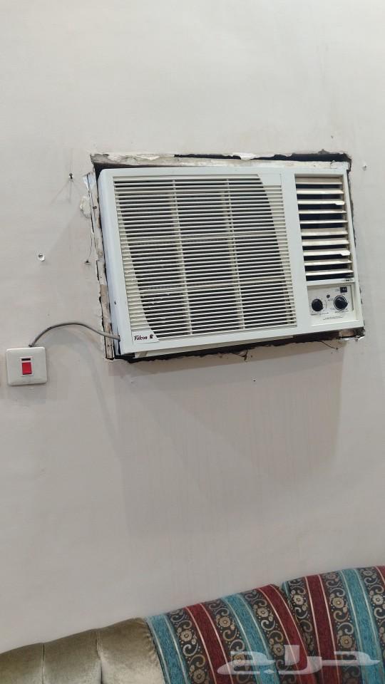 2 window-type air conditioners, model 400 new air conditioner630131203965451120