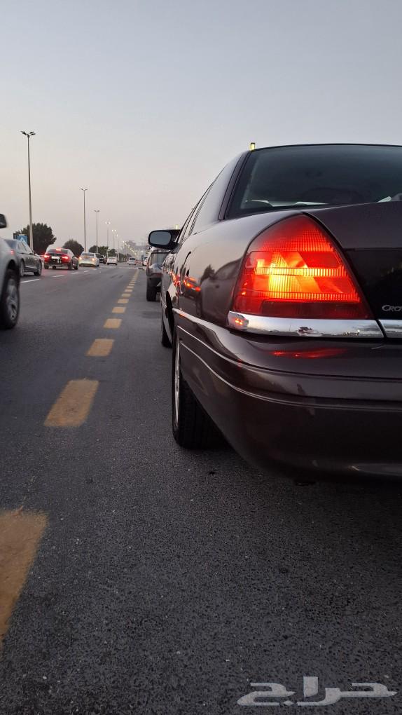 فورد كراون فكتوريا 201063053883798018114