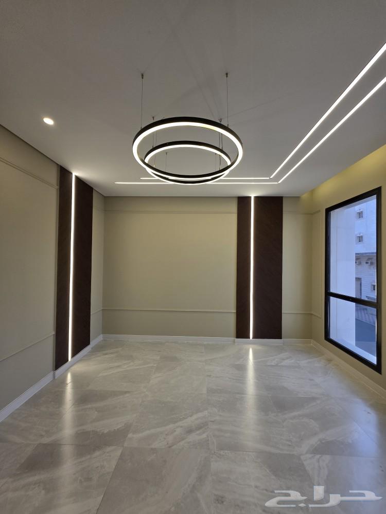 Luxury ownership apartments in Al-Khaldiyah, within the development area, modern contemporary finishes63013388558850112