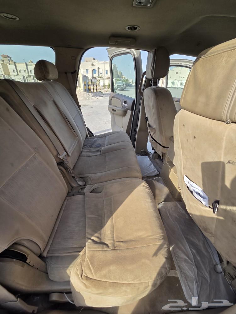 GMC Yukon 2008 model, engine and transmission in good condition. Agency body. 700 thousand kilometers driven63054271991937113