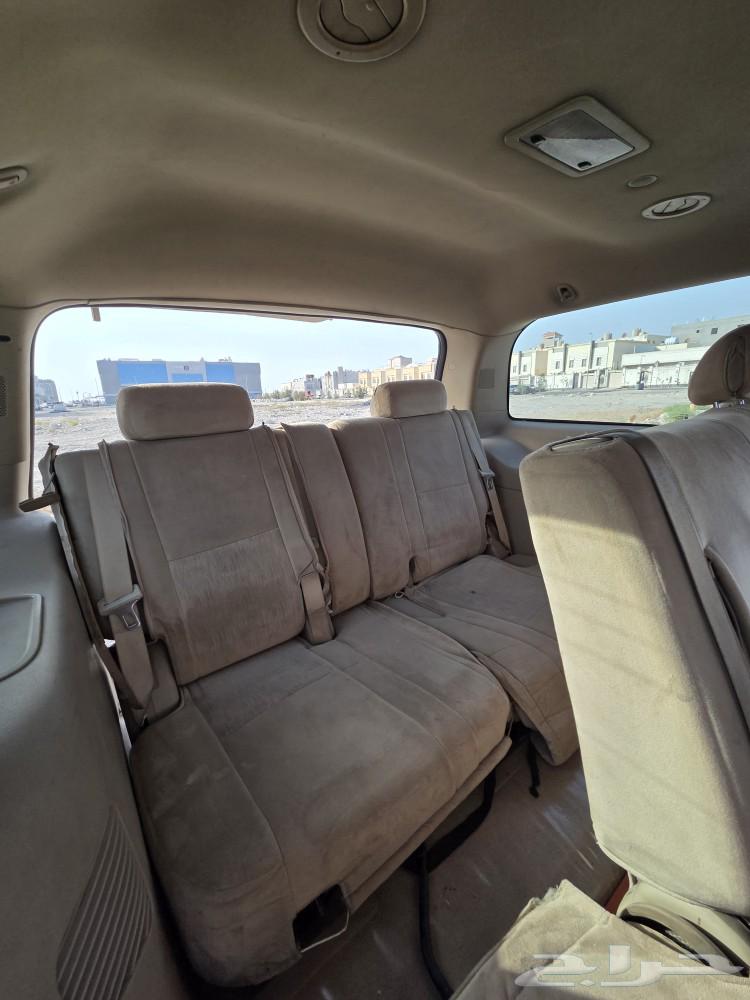 GMC Yukon 2008 model, engine and transmission in good condition. Agency body. 700 thousand kilometers driven63054271991937114