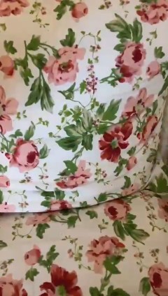 تُباع أرجوحة المهد63107156771714111