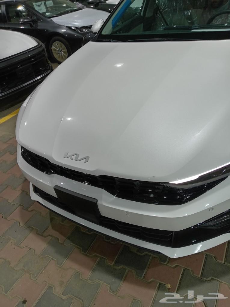 Kia K5 202563167157381378112