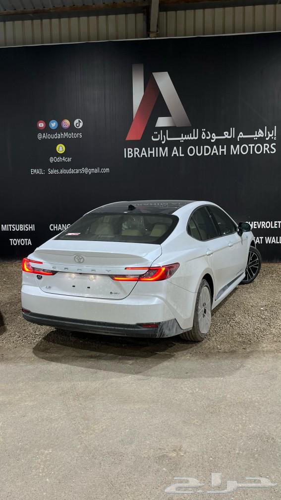 2025 Toyota Camry LE Hybrid63167647852674113