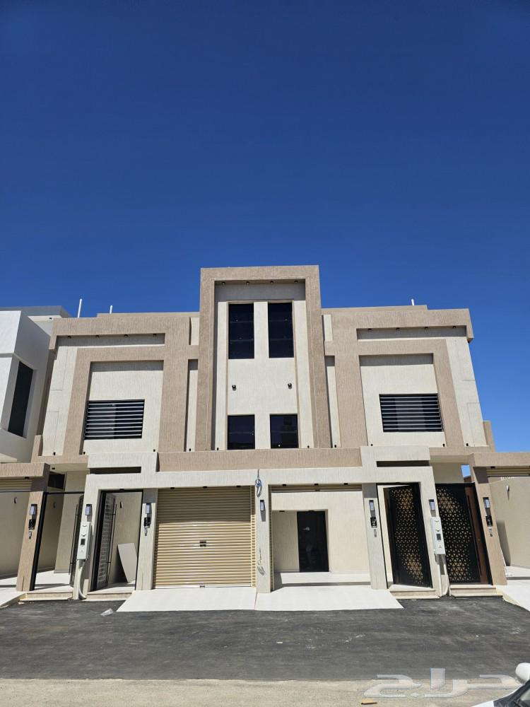 للبيع روفات فاخره ارضي وعلوي بالمحاله ابها63015672591361115