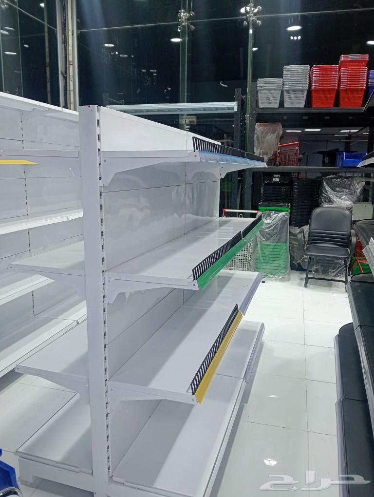 New shelves for opening and focusing all shelves63104187720321111