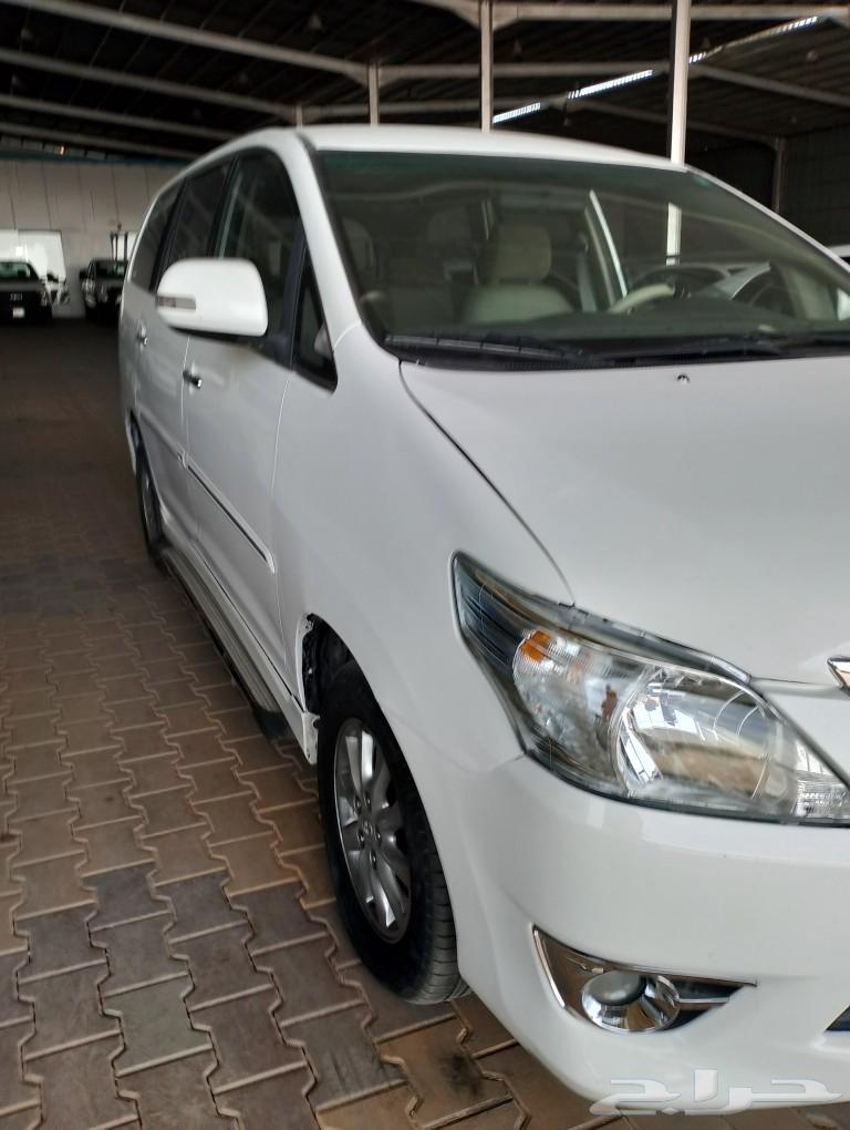 Toyota Innova model 201563165752393089112