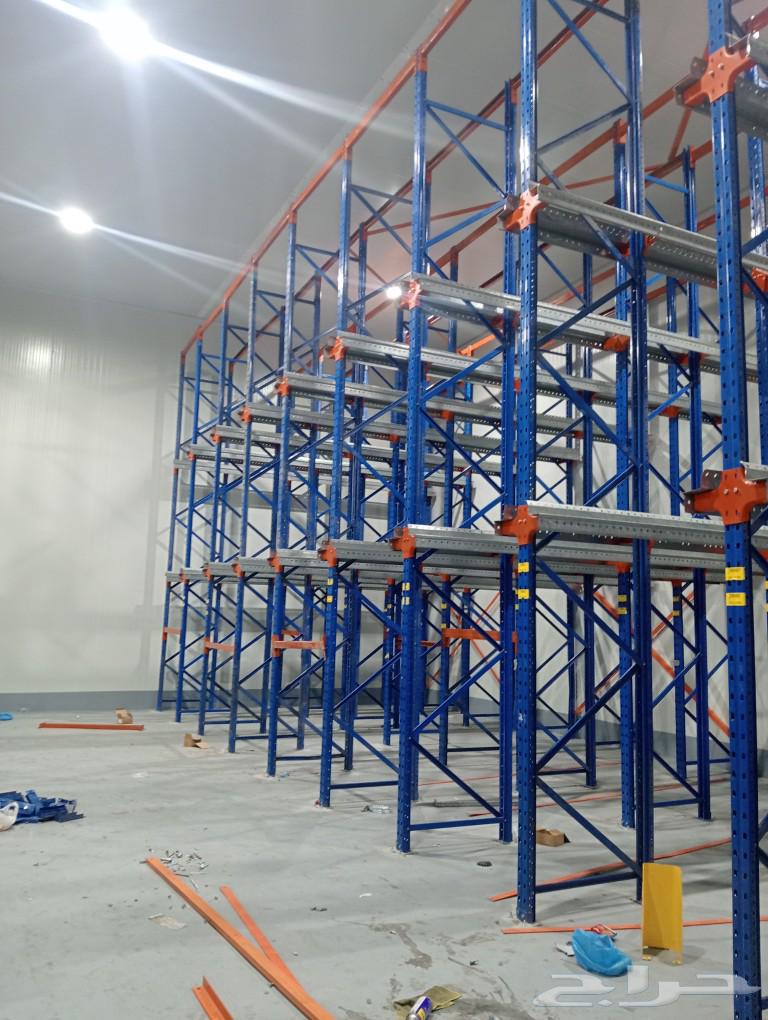 New shelves for opening and focusing all shelves63104187720321113